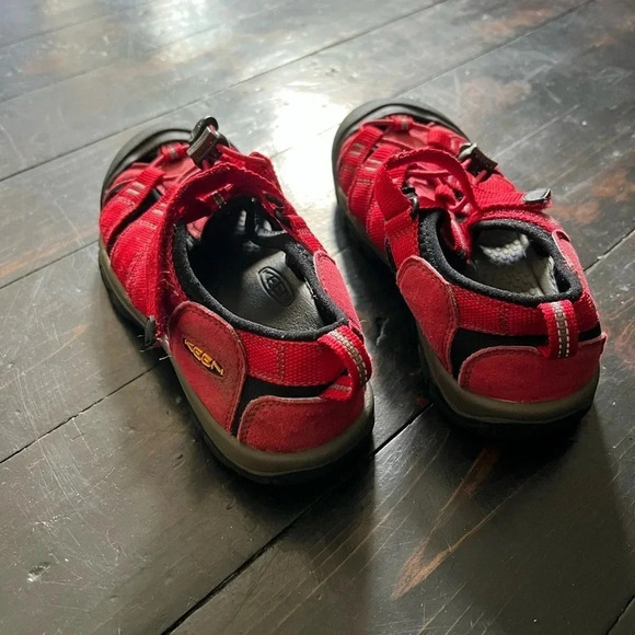 Youth Keen Sandals - Picture 3 of 9